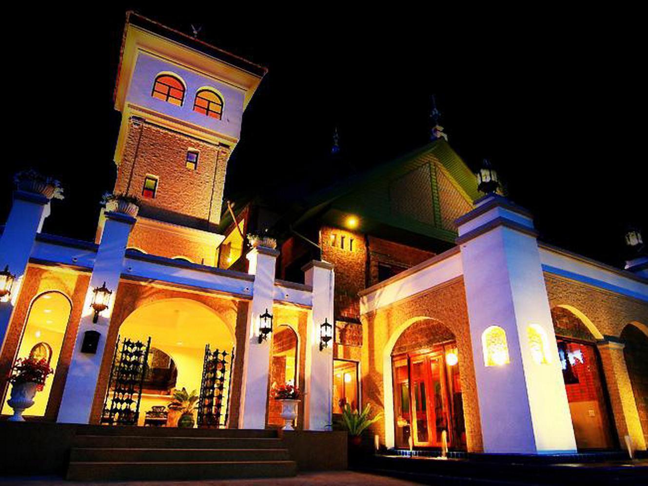The Castle Chiang Mai Hotell Exteriör bild